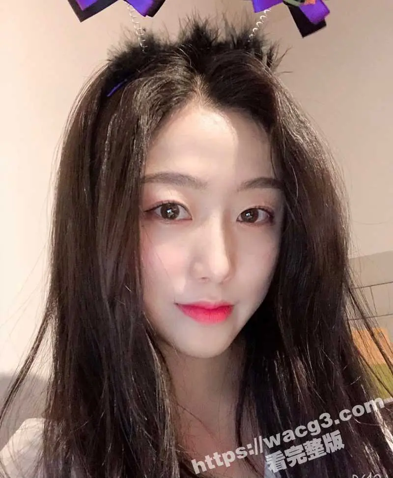 中韩混血黄雯娜高颜值美女 极度反差深情帮男友口交超大声呻吟 女神形象轰然倒塌 图4