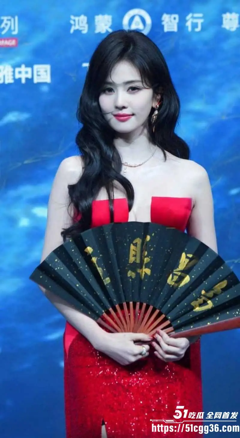 2026年微博之夜全网瞩目 全明星阵容齐聚多位女神 气妖艳质令无数粉丝为之疯狂! 图17