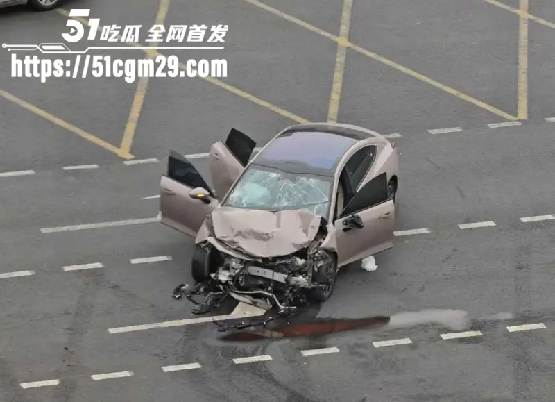 成都天府 轿车无差别撞人事件 现场1死11伤血迹斑斑 反社会型人格太恐怖! 图2