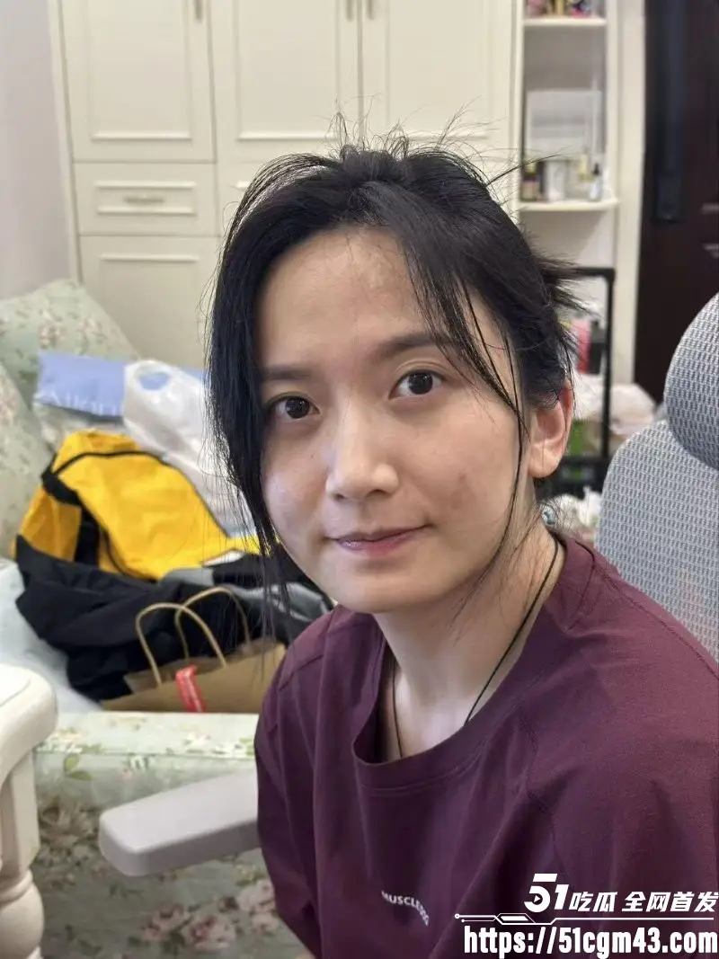 海角乱伦大神武汉骚逼喵咪老师 与北京单男的高清内射 排卵日无套播种骑乘! 图1