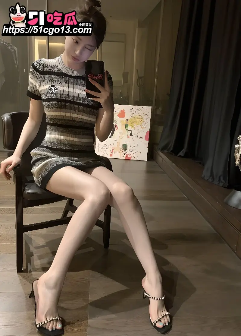 长腿模特 金美娜 性爱合集流出 露脸口交淫技精湛 穿制服爆操 美眸紧闭享受快感 图4