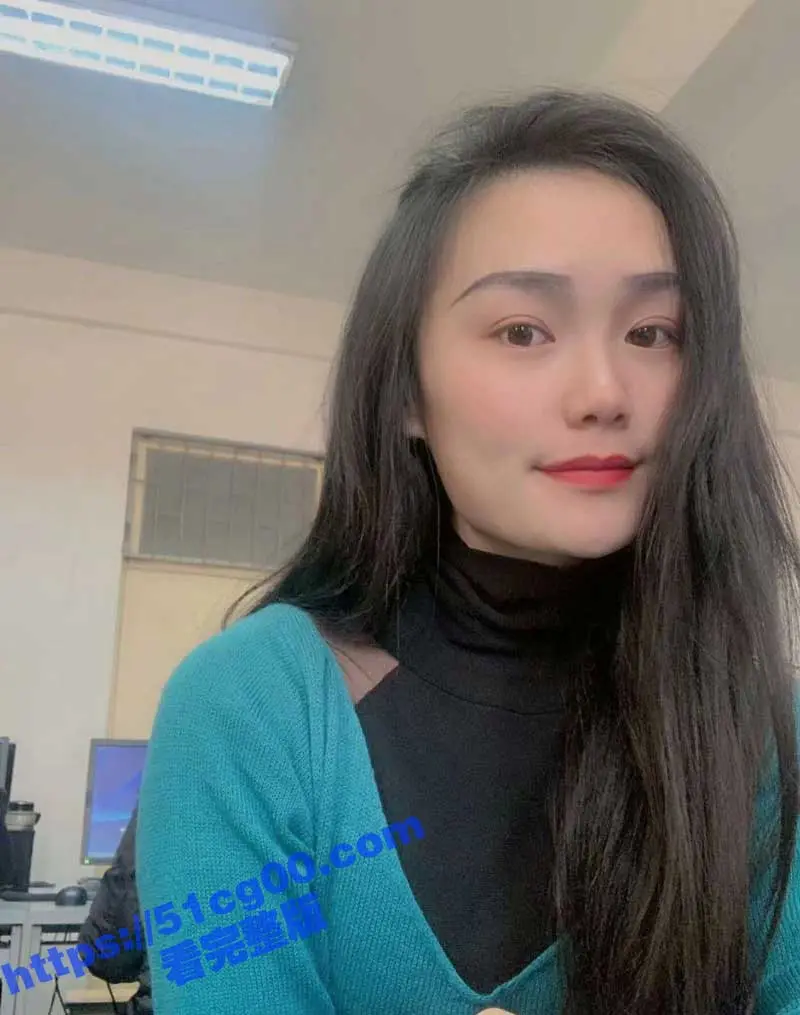 山西阳泉 极品反差婊洋洋 表面活泼的舞蹈老师竟是口爆三通都玩过的小母狗 最喜欢的事就是在舞蹈室内被内射！ 图1