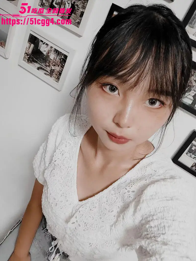 极品淫妻象拔蚌淫乱性爱日常 御姐气质少妇被大屌多姿势爆操 足交口交全套服侍 最后狂喷内射！ 图1