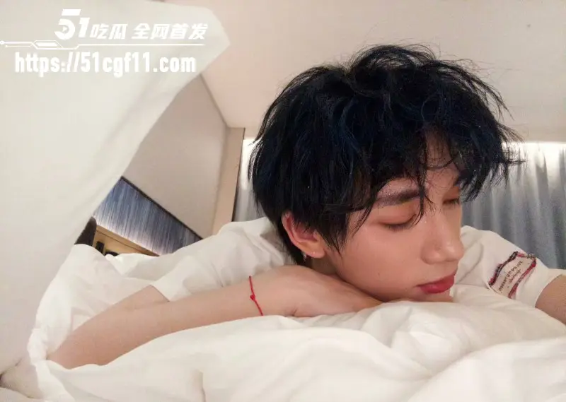 时代少年团 丁程鑫 被曝劈腿翻车 隐瞒恋爱无缝连接 好色渣男多次出轨操粉！ 图4
