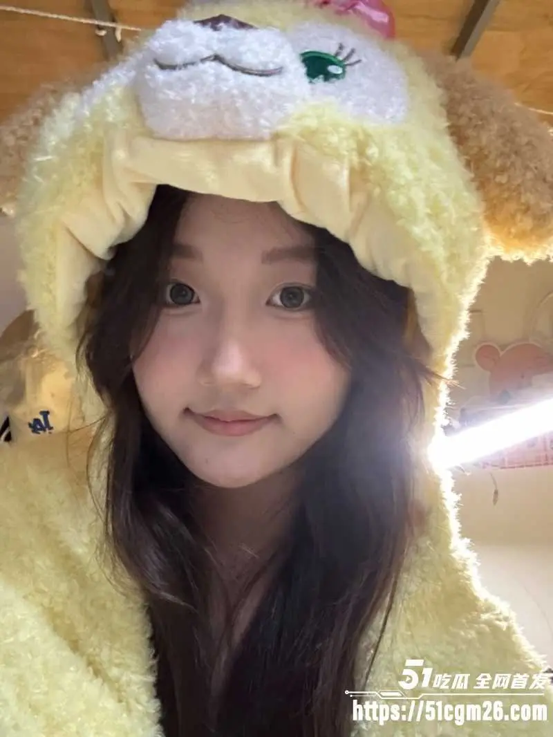 太原紫衣女友 夏叶 高清性爱视频 乖乖女变骚浪母狗 前男友猛操浪叫连连 图1