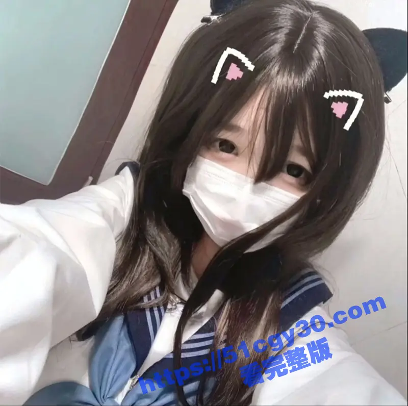 抖音清纯小萝莉 部也是卜 金主定制日常福利自拍流出 JK制服劈腿露穴 花样玩弄粉嫩阴蒂! 图3