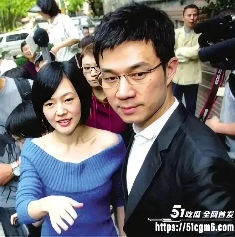 台媒再曝惊天大瓜 小s老公许雅钧 为约炮女粉 在大s出殡当天发现场照片炫耀 逆天操作炸穿娱乐圈! 图4