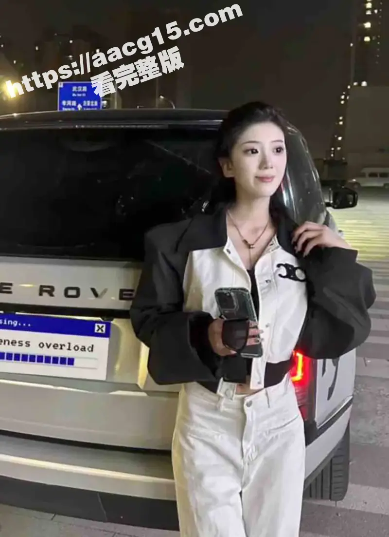 骚表妹酒店乱伦 隔壁竟然是公公婆婆 忘我吃鸡激情抽插 在房间淫叫不止 大声浪让他们听 太刺激了 图1