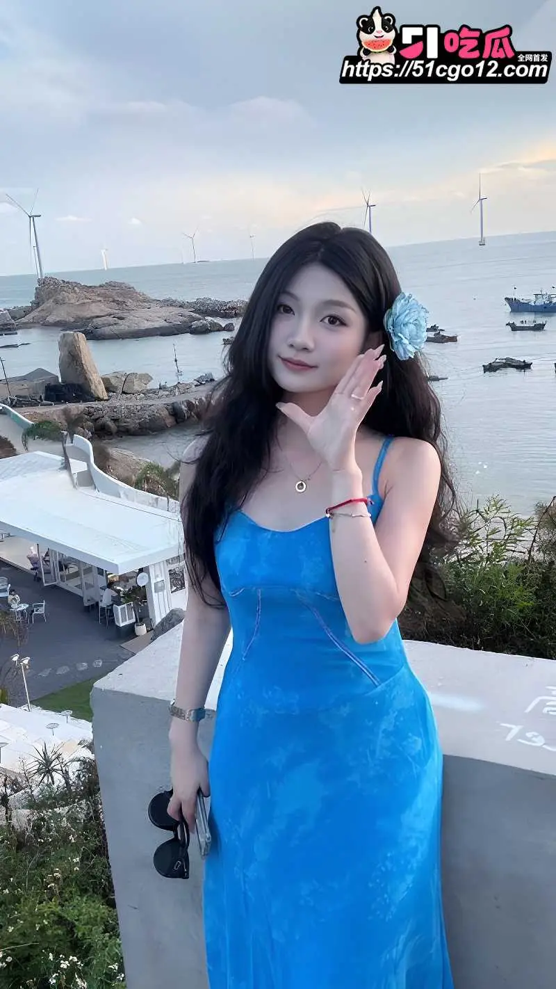 福建超高颜值反差婊性爱视频惨遭前男友泄密 足交胸推肆意玩弄 骚到骨子里! 图3