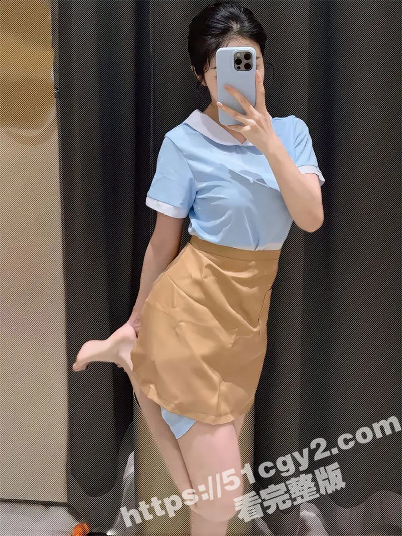 约炮好利来极品店员 颜值在线还可以体验制服诱惑 空姐不一定在飞机上 也有可能在好利来哦! 图10