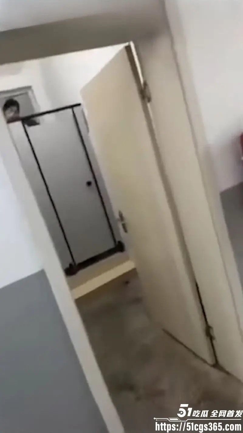 重庆人文科技学院 音乐女老师厕所上吊自杀 抑郁压力崩盘 血泪真相一览 现场录屏流出胆小慎入! 图1