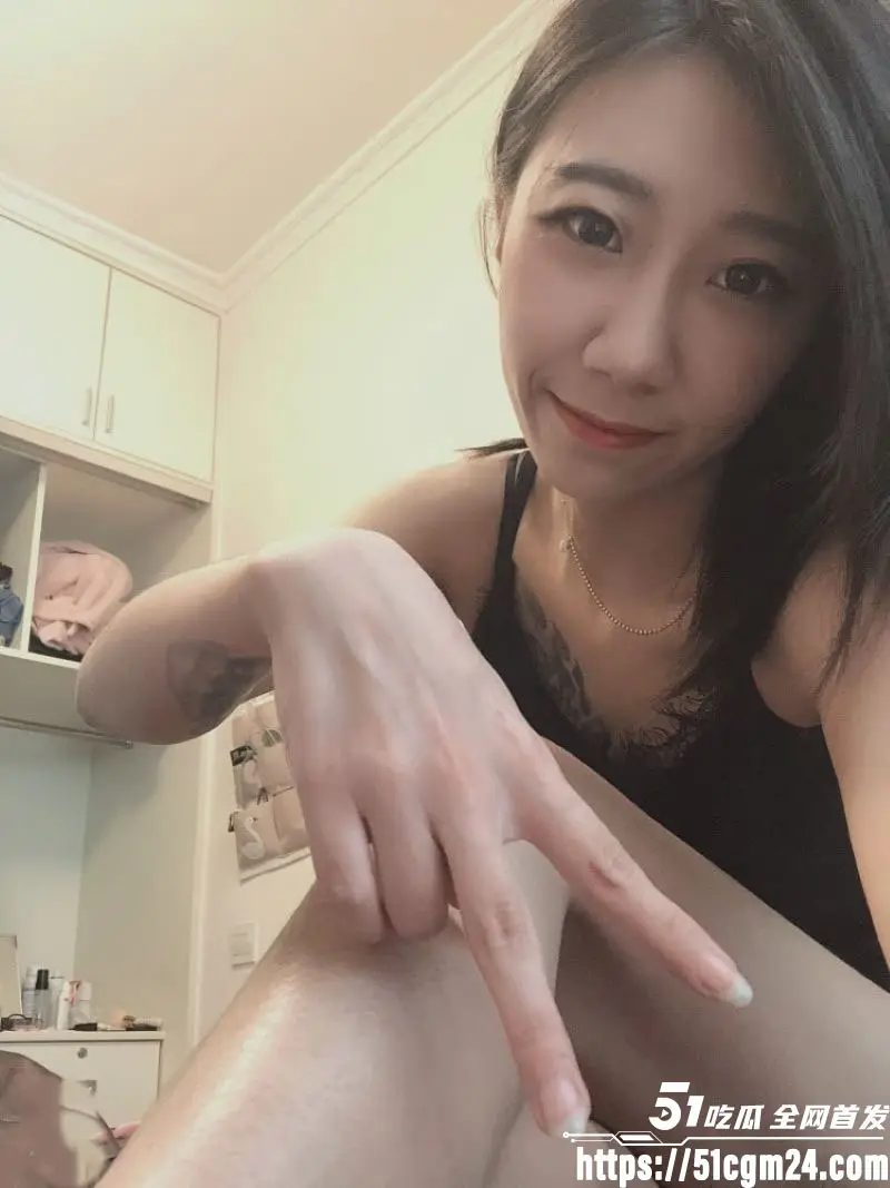 在德博士 钟义 迷奸女友7次 超量镇静剂致昏迷 淫秽视频大肆炫耀流出 令人触目惊心! 图3