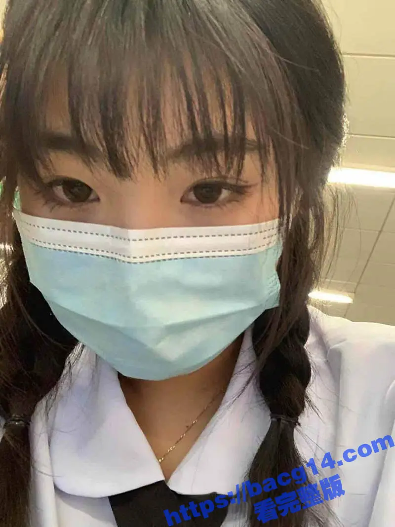 青岛M属性骚母狗 于颖洁 脚踏几条船被男友曝光 颜射滴蜡极度羞耻 被调教上瘾无法自拔! 图2