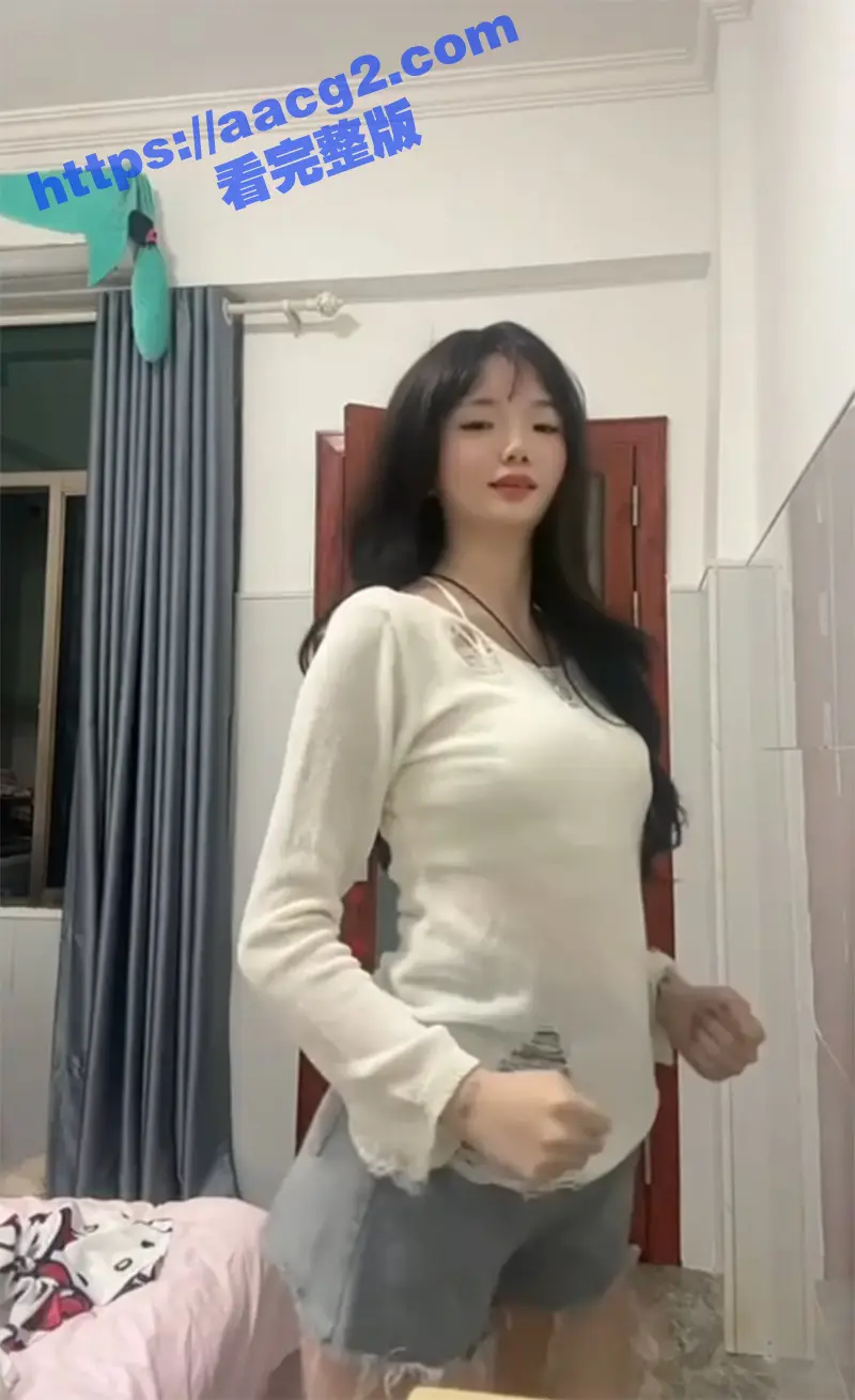 快手反差嫩妹主播左嫡 身材纤细的大奶女神 和土豪1v1裸聊 展示细腰翘乳秀完美身材 图4