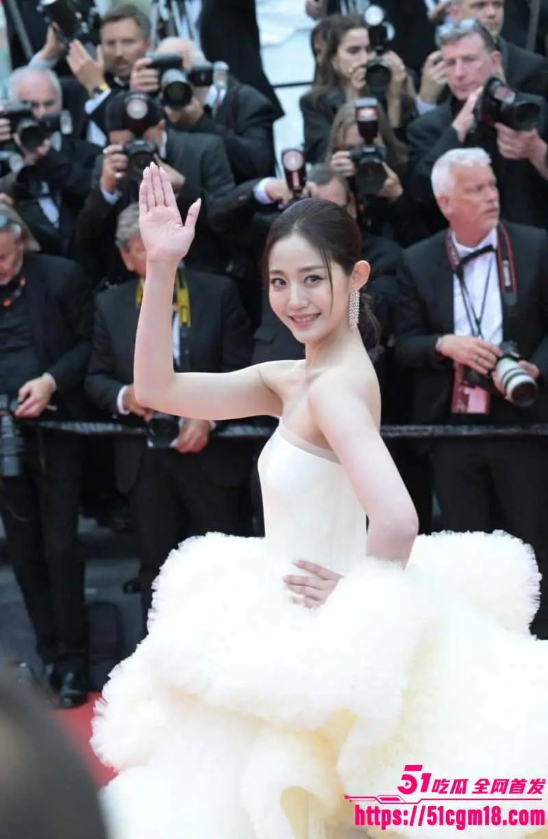 内地狂野女王 万千惠 回归娱乐圈引发舆论 负债千万养老公 裸照当迎宾照震碎网友三观！ 图14