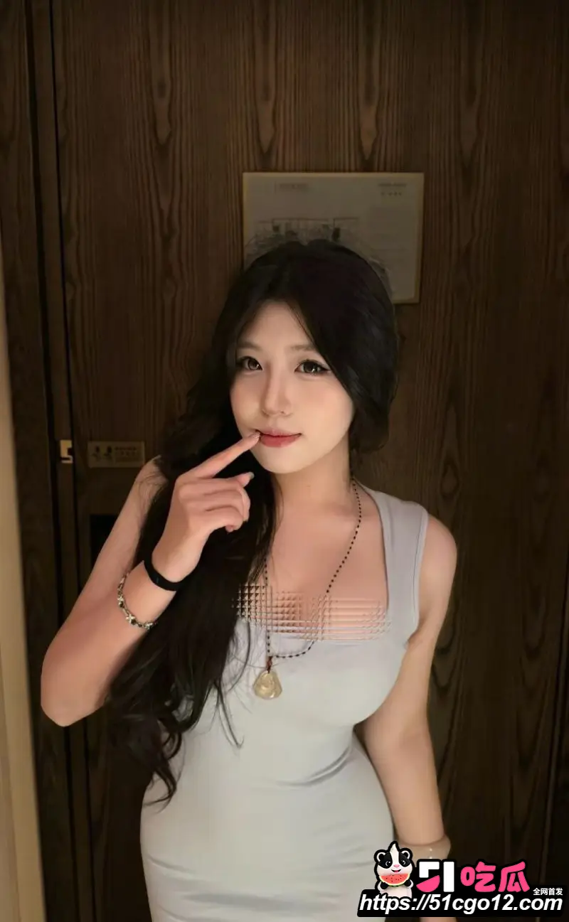 江西九江学生妹 李佳艺 情侣私拍流出 反差淫娃性欲超强 镜前后入浪叫销魂！ 图1