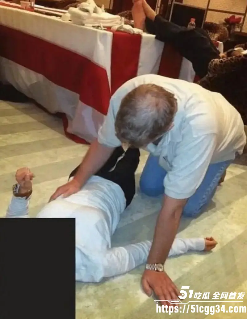 爱泼斯坦萝莉岛事件震惊全球！多位政商大佬牵扯其中 游艇上演精英吃人俱乐部 堪称恶魔降临人间！ 图3