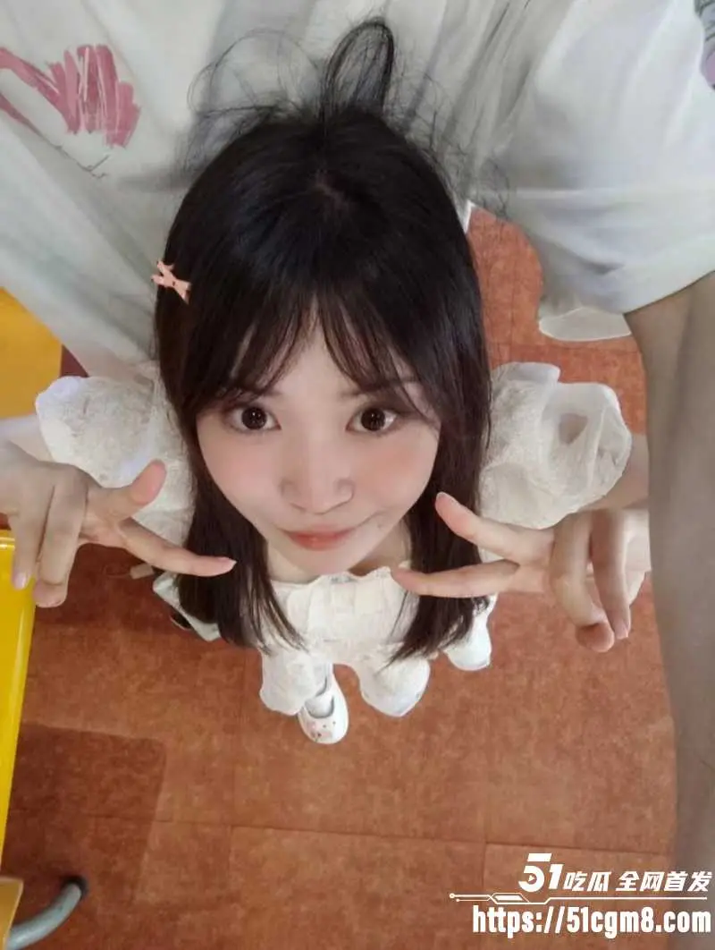 重庆嫩妹 李薇琪 不雅视频泄密 黑木耳密穴湿润多汁 合租房内骑乘榨精 下贱到骨子里的骚浪母畜! 图1