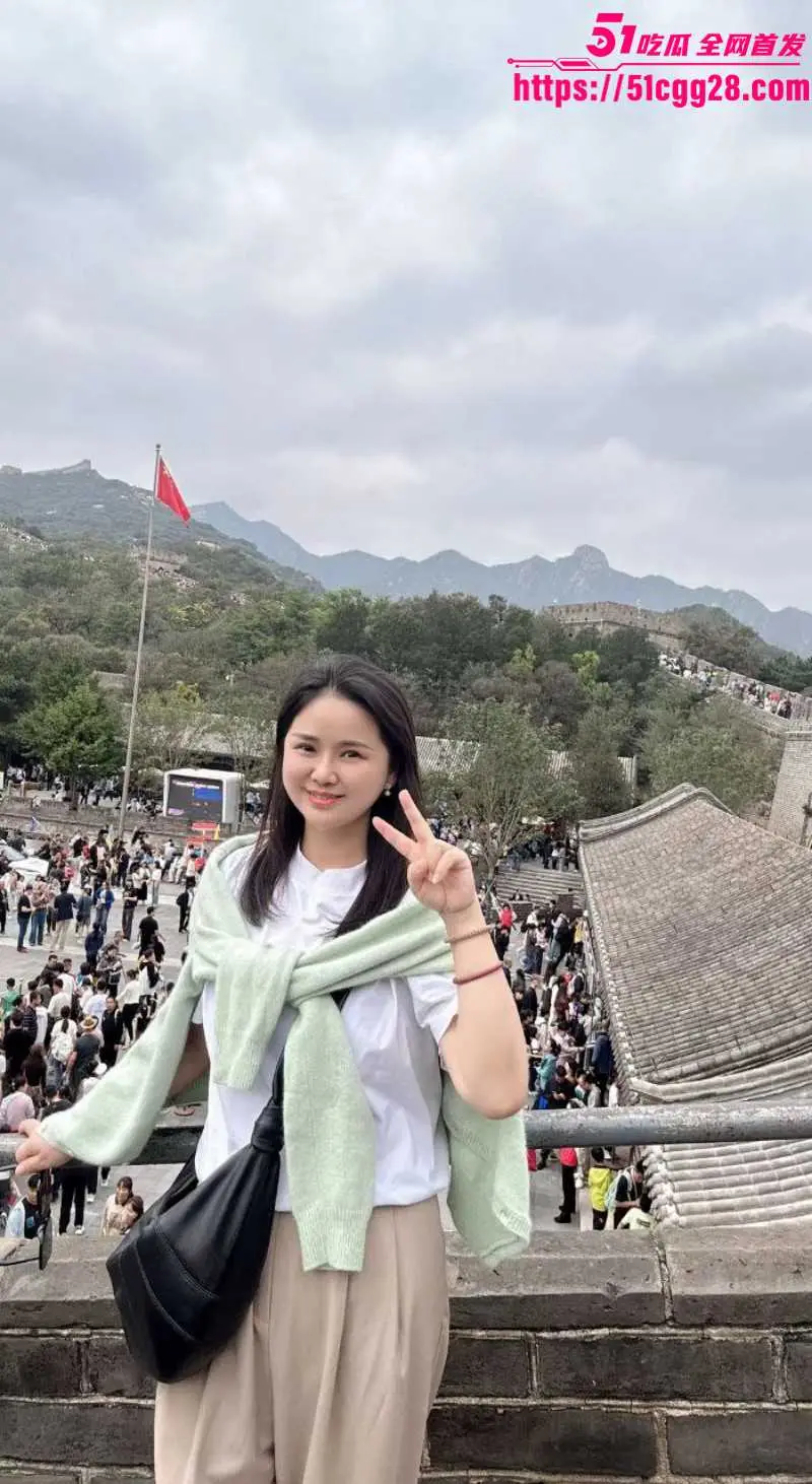 江苏南京牙科销售 潘华莉 为取悦炮友出钱倒贴 竟抛夫弃子与其同游 拍淫片留念被曝光! 图5