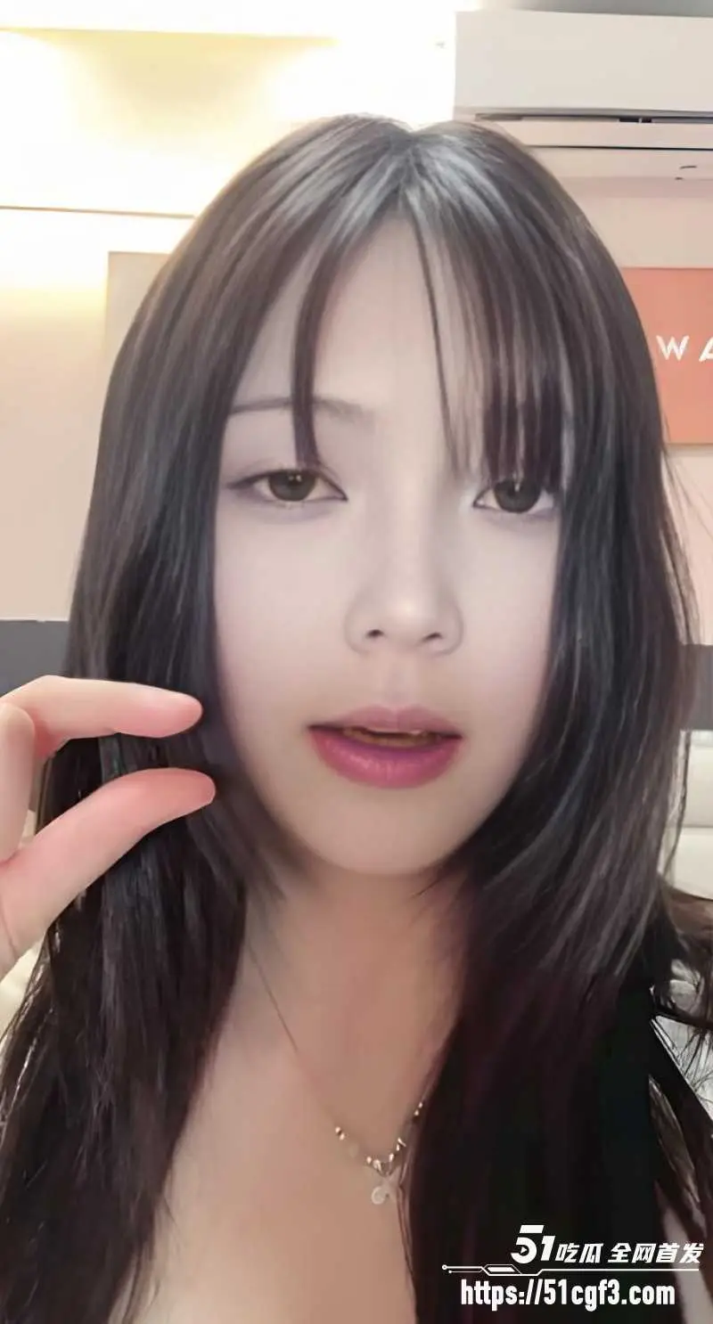极品福利姬 兔兔酱 直播大秀 脏臭白丝美足近景展示 红绿灯寸止指令极限榨精！ 图6