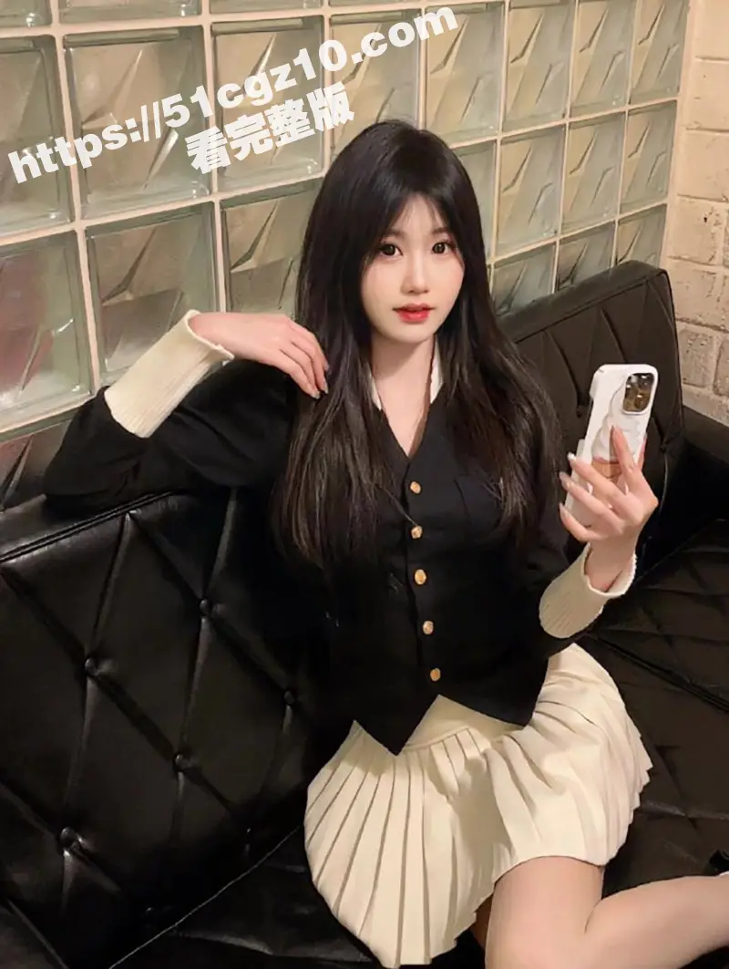 河南郑州莱尚健身工作室 唐莉莹 身材极品大奶肥臀 背着老公出轨约炮 不雅视频被曝光 图1