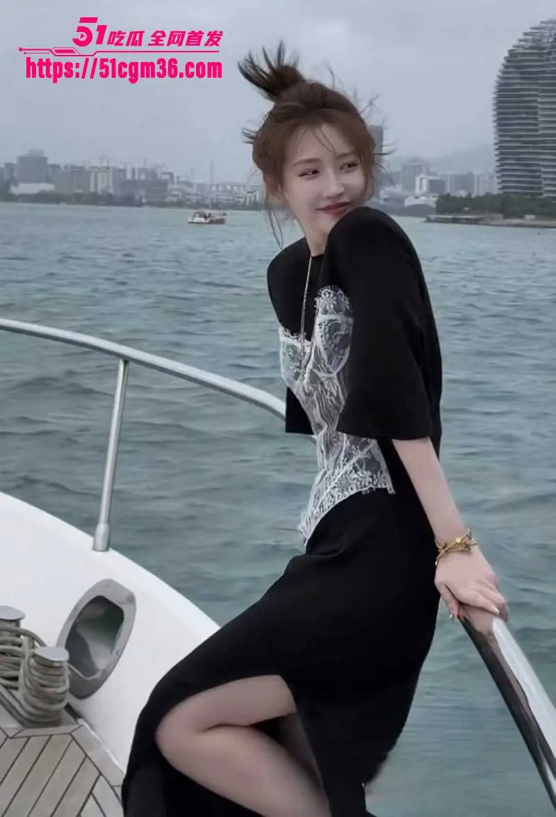百万女网红 刘老大 家暴戏反转 和出轨老公堂弟玩乱伦 偷情视频淫到炸 图8