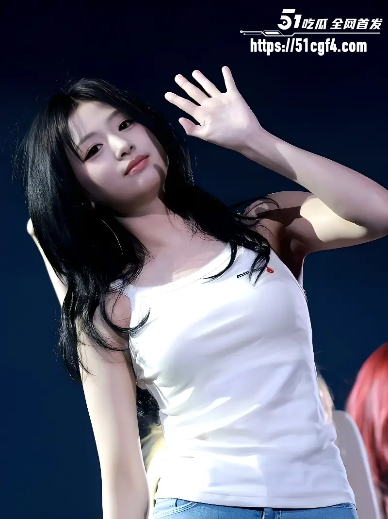韩国女团成员 郑雅贤 露乳晕视频爆火全网 早年被潜规则视频被扒出 全网疯传！ 图3