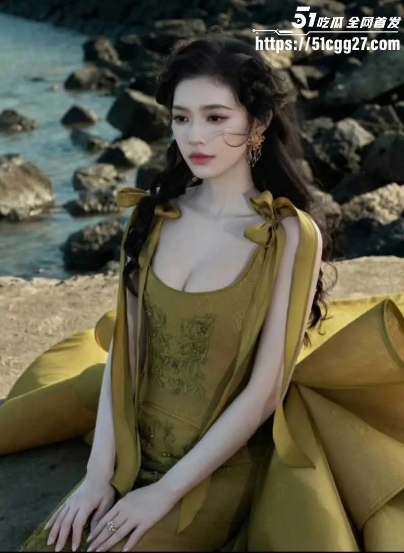喜剧影帝 沈腾 与林允秘恋曝光 隐婚生子轰动全网 三亚同游赠送房产 核心站姐销号后流出不雅视频! 图4