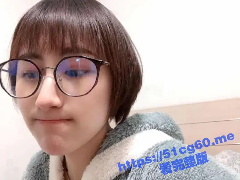 广西桂林 王娟 与男友自拍流出曝光 很骚的母狗 被后入一直扭动屁股勾引男友爆操! 图1