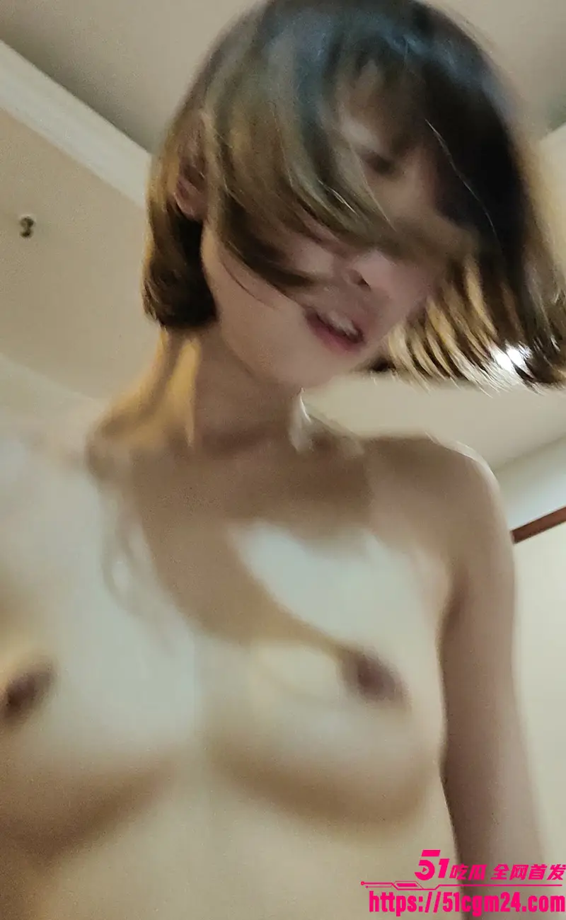 成都极品骚货 赵星瑶 化身贱母狗 摇着尾巴跪地 无套爆插子宫爽到失禁飞天! 图6