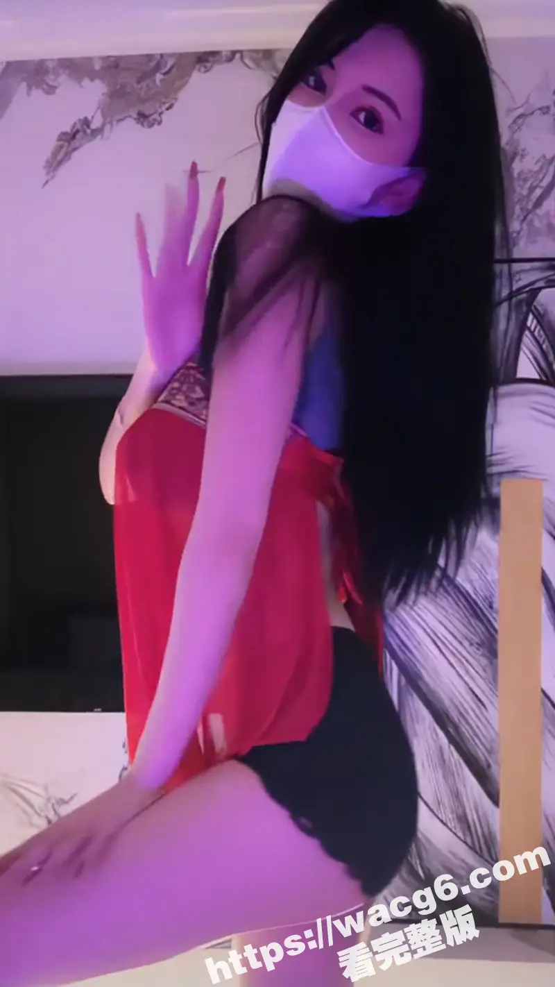抖音洛洛传媒女神合集 超多绝美女神直播间整活 搔首弄姿激情热舞 体验露内乳贴的男友视角 图6