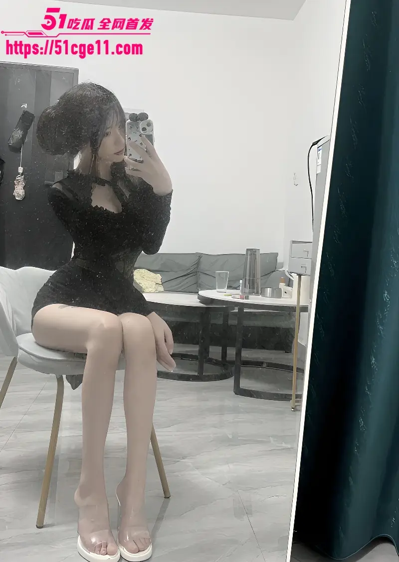 福建女大 孙艺彤 性爱视频 口交舔屌深喉吞吐 后入侧插浪叫呻吟 图3