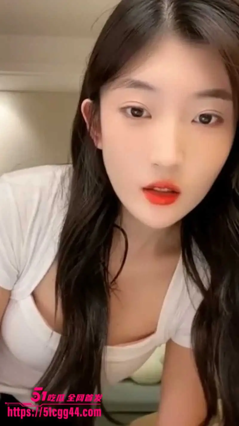 抖音擦边美女主播 媛猴 超大尺度漏三点视频被网友流出 没想到女神私底下那么风骚 图4