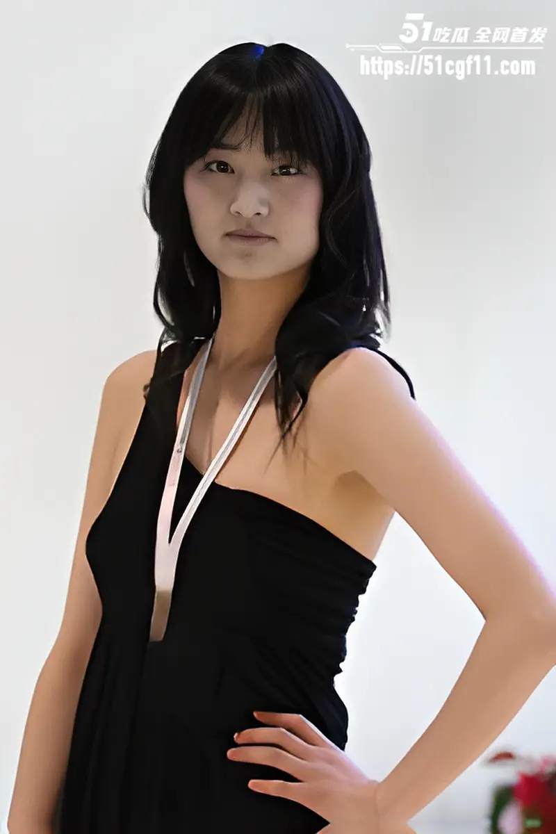 台湾淫魔 李宗瑞 下药迷奸嫩模Sylvia 珍贵原片 无用二弟插入不到1分钟就缴枪! 图1