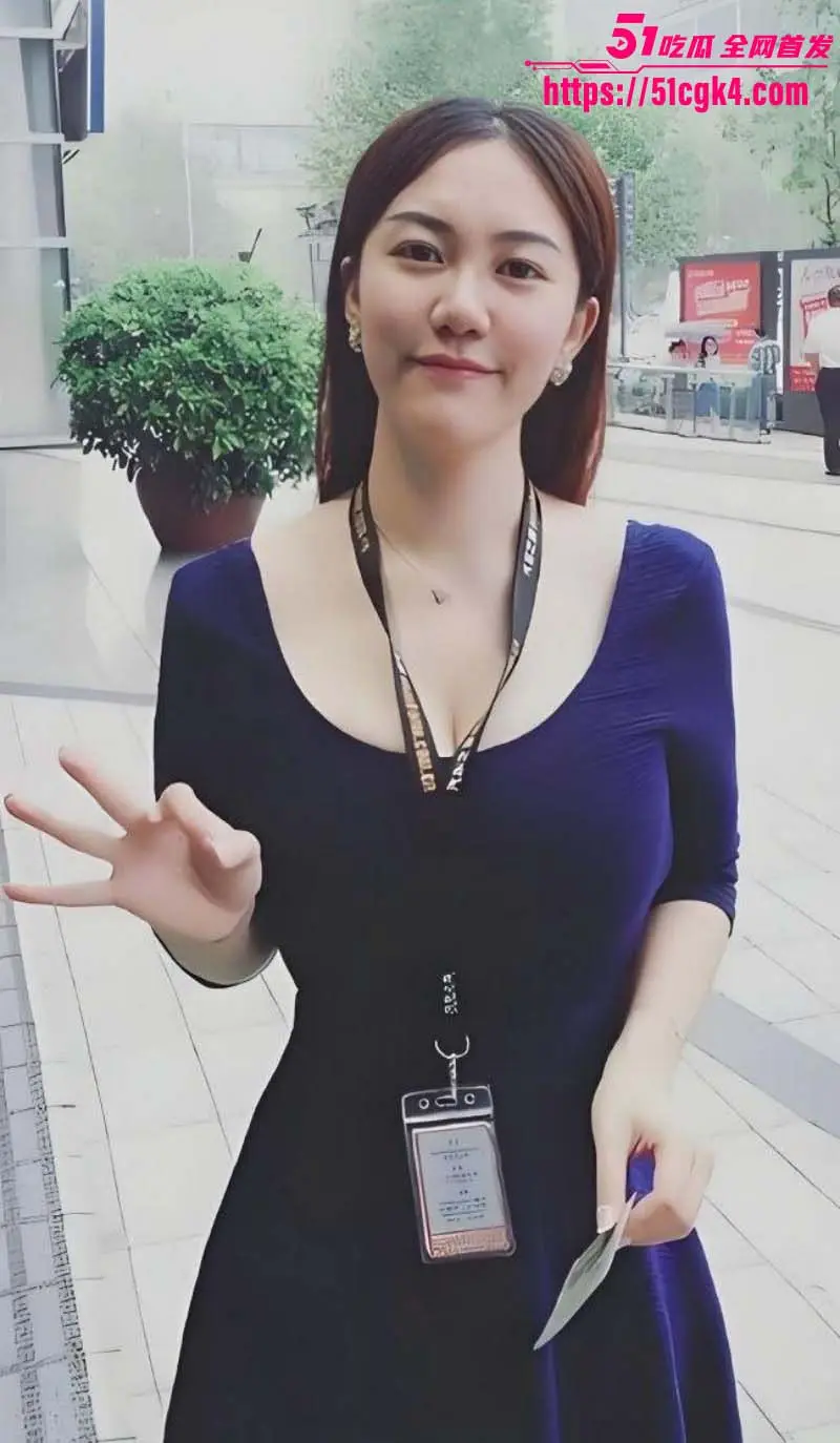 书法界泰斗 范曾 被90后娇妻 徐萌 伙同多名情夫骗走数十亿字画古董 黑历史陆续被扒 出轨视频曝光流出！ 图14