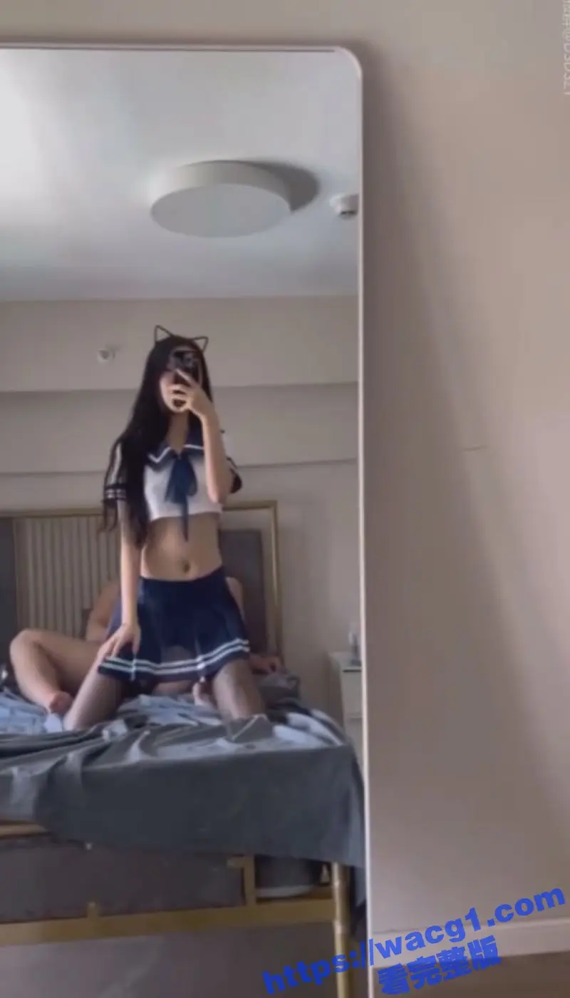 穷人的女神富人的母狗 广州顶级外围绿茶婊张雨晴各种情趣制服伺候金主 在有钱人面前就是肉便器 图2