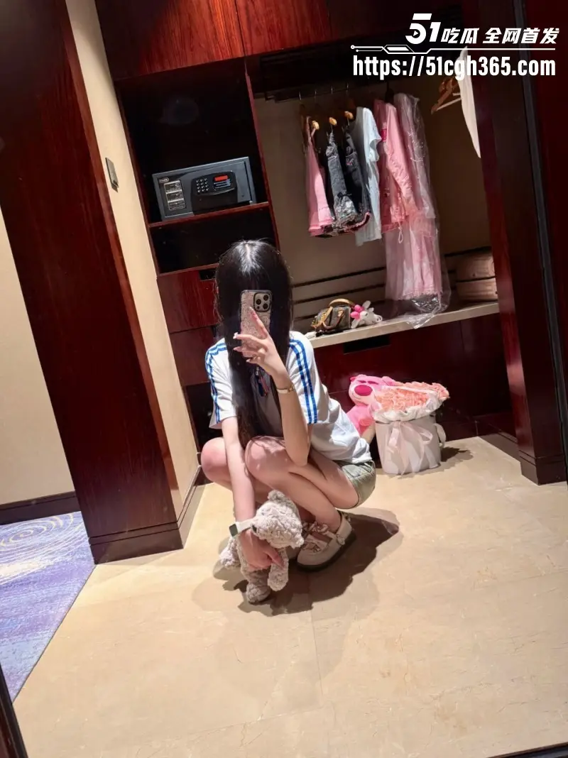 双马尾性瘾患者 电击萌王 包养做爱视频曝光 极品一线天白虎嫩穴 被土豪疯狂爆操！ 图5