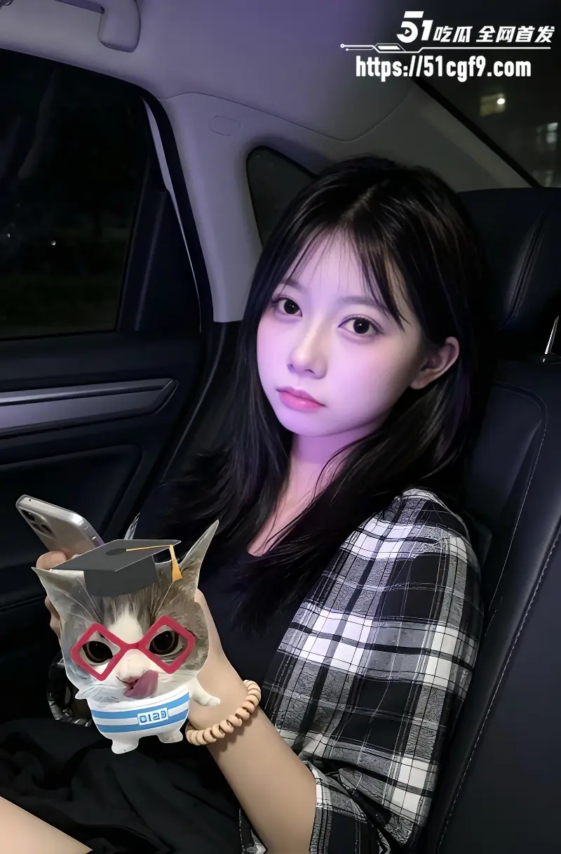 抖音附近的人约炮清纯嫩妹 浴室激情做爱 嫩穴紧到极致 打桩猛操妹子直呼受不了! 图1