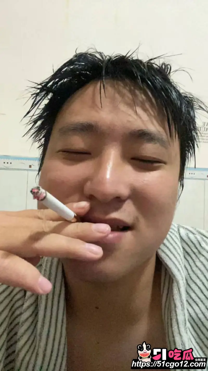 新乡沐风酒店812名场面 沈力微信群直播夜生活 被群友举报送进派出所 抽象程度封神! 图3