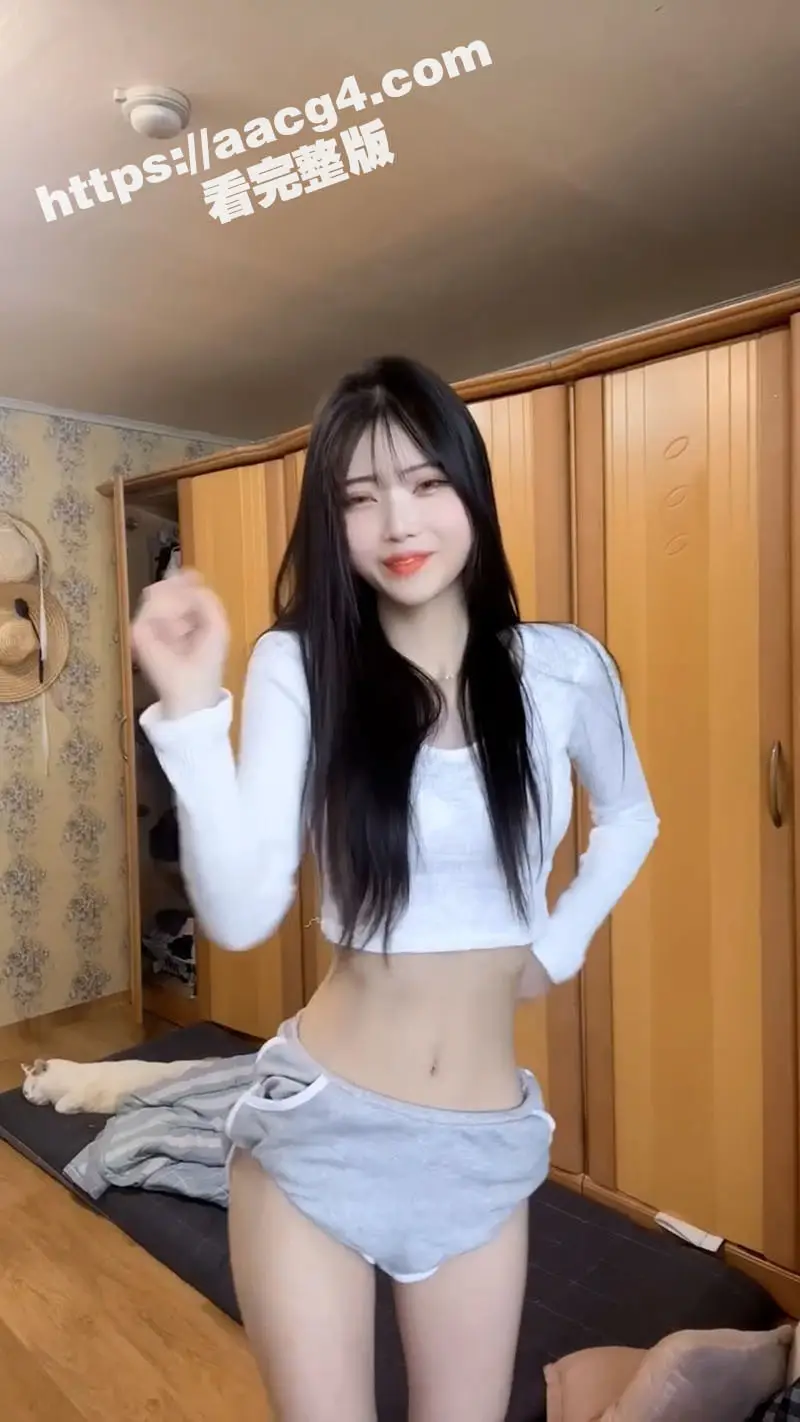 万人求的韩国清纯女神自慰视频流出 双穴道具大潮喷 被操到全身高潮痉挛不忘对镜头比耶 淫荡到骨子里 图1
