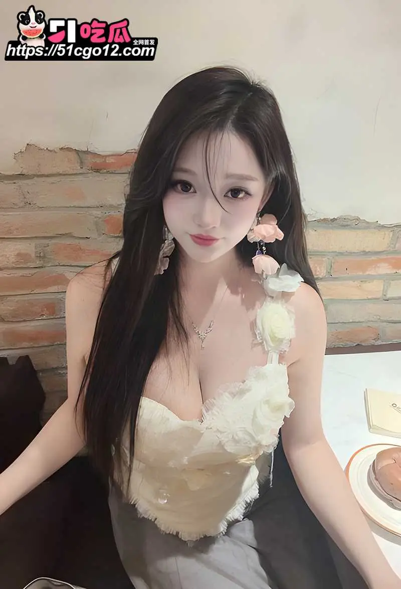 那些年操过的咯咯哒 郑州嫩妹主播 颜值漂亮纯天然大奶 女上位功力堪称无敌 图2