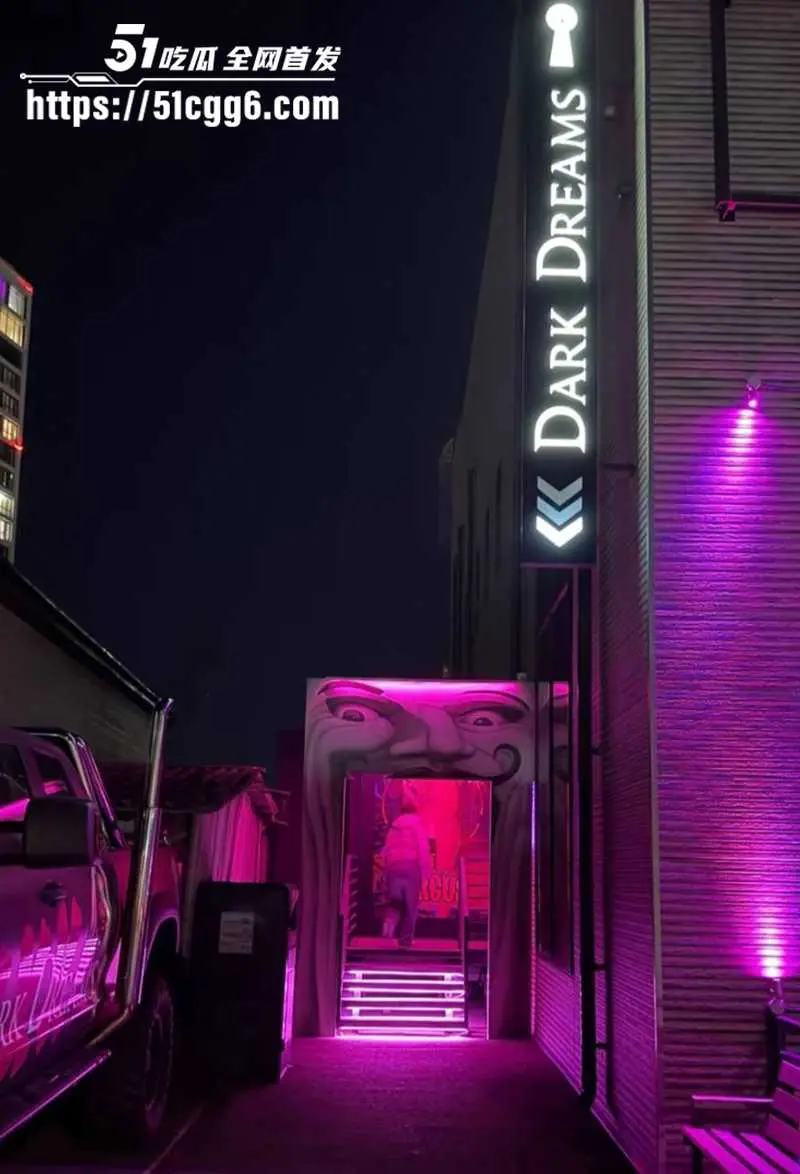 俄罗斯探花终极宝典曝光！大神亲测金发洋妞100刀随便操 夜店桑拿公寓全攻略附送探店偷拍 今晚就订机票出发！ 图15