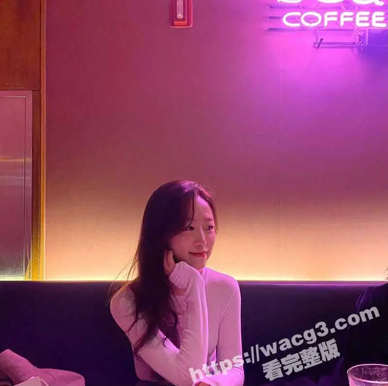中韩混血黄雯娜高颜值美女 极度反差深情帮男友口交超大声呻吟 女神形象轰然倒塌 图8