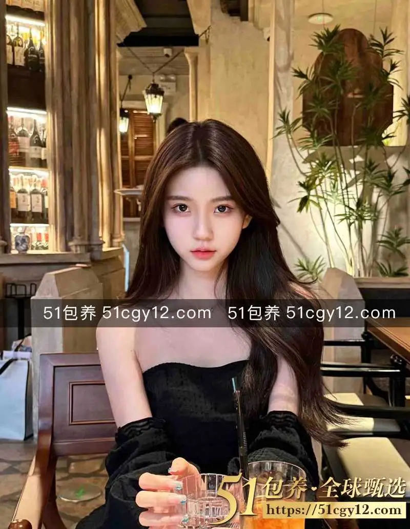 51包养 高端外围 | WTY040715 太原兼职嫩妹 D杯乖巧学妹 质量保真 假一赔十 图1