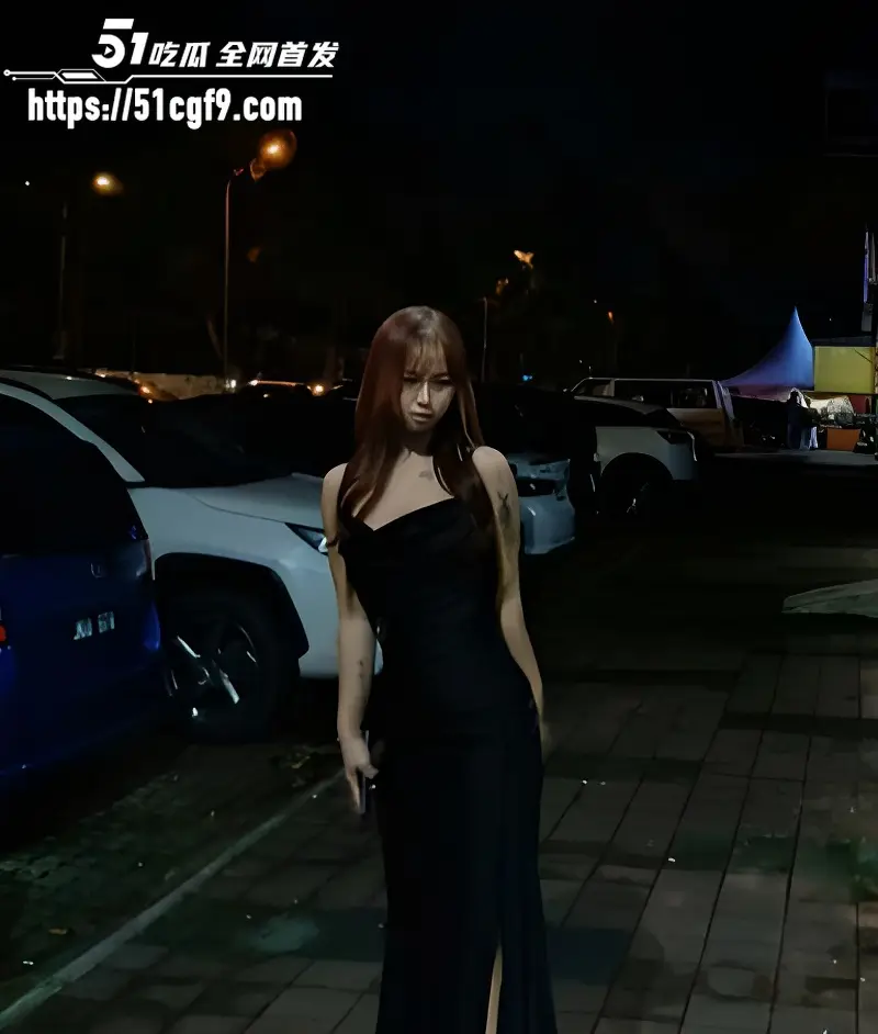 约炮大神独家曝光 约操纹身巨乳小太妹 口交深喉狂舔蛋蛋 无套后入猛干浪叫销魂！ 图2