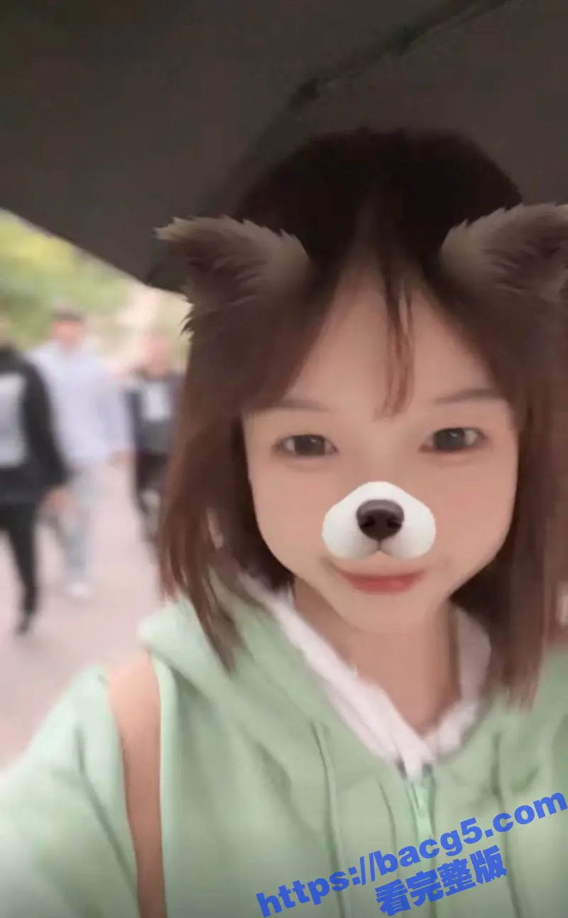 清纯少女 林泓汐 性爱视频流出 小母狗口技一流 灵活舌尖挑逗龟头 极品翘臀被大屌猛烈后入! 图1