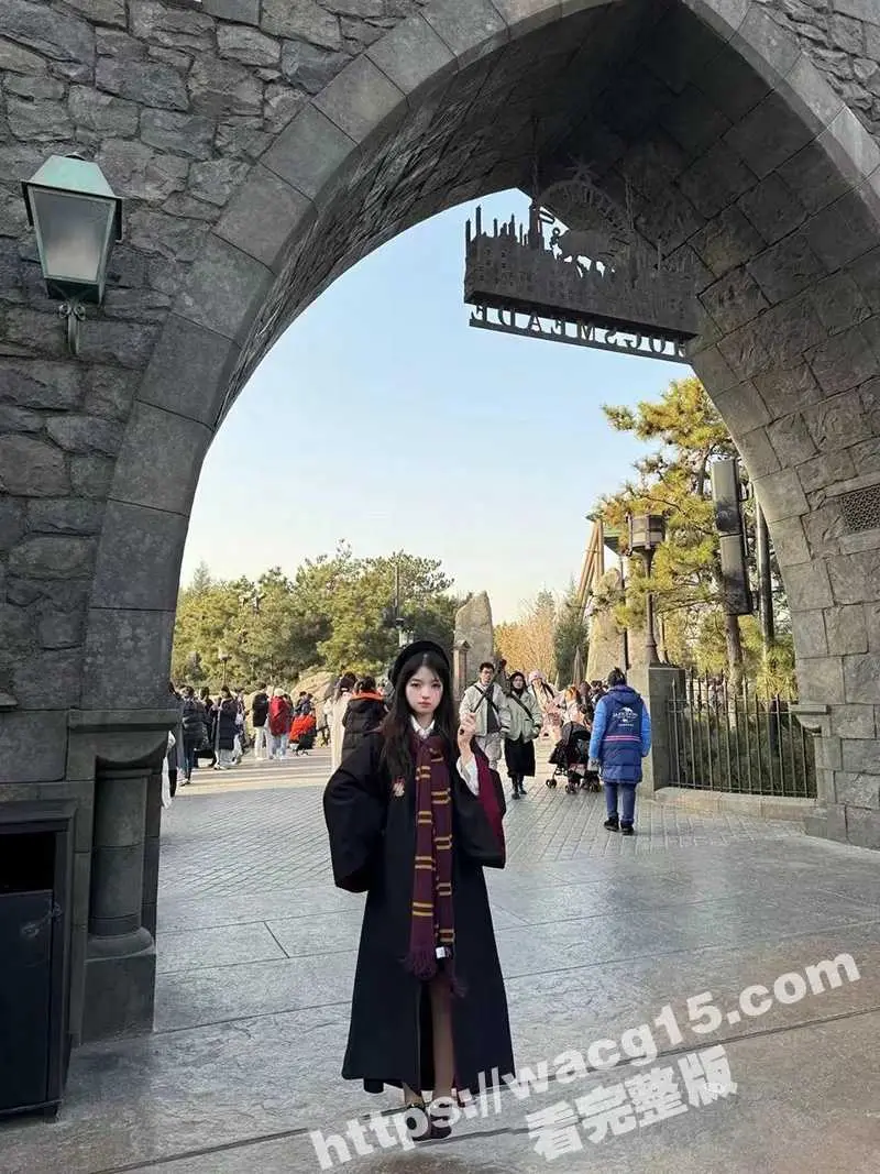 广东外语外贸大学纯情学妹王梓涵性饥渴约炮视频被曝 高颜值反差小母狗网友直呼受不了！ 图4