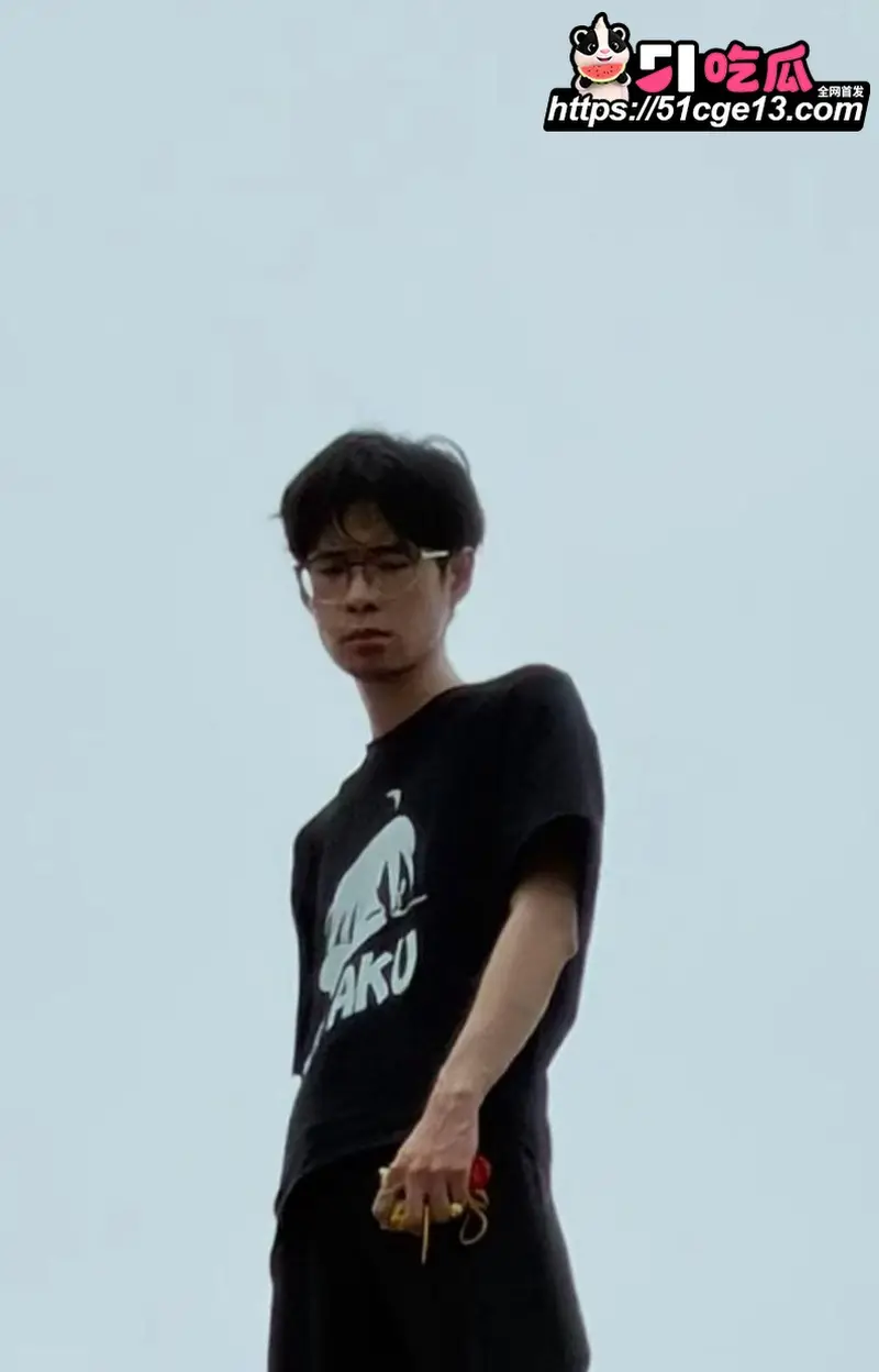 江门益华广场 九号电动车精神小伙跳楼事件 因交警抓车一时上头造成悲剧！ 图3