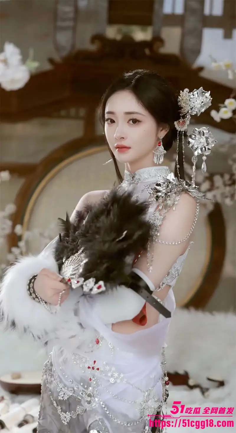 高颜值人气女星 周洁琼 Ai脱衣视频 古典仙子变火辣尤物 巨乳白虎全裸骚舞 美艳反差诱惑撩人！ 图3