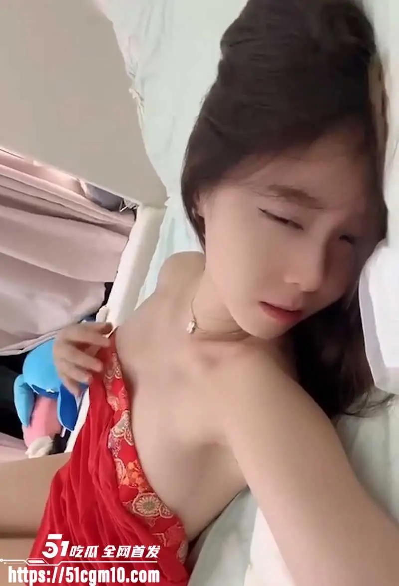 清纯网美 七七仙女 携闺蜜双排发浪 镜头前缠绵互揉爆奶 浴室里诱惑淋穴 揉花蒂撩拨男人原始冲动! 图5